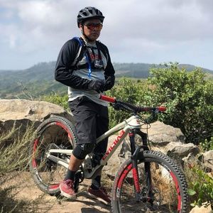 Meet your Posher, Efren